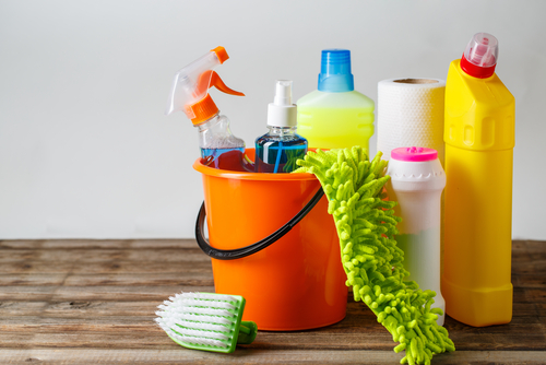 the-right-sanitizing-products-in-homes